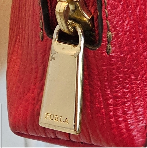 Furla Leather Clutch EUC with Crossbody Chain & Charm added - Picture 5 of 16